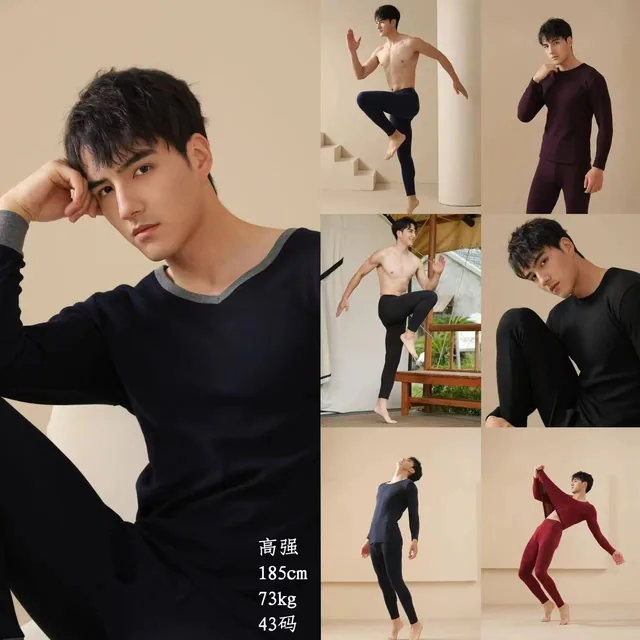 Model comp card 16